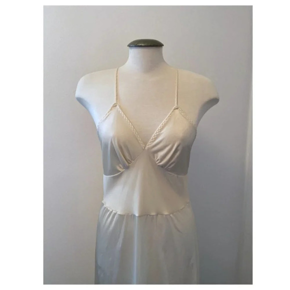 Vintage -  Racer Back Slip/Nightgown - Picture 2 of 7